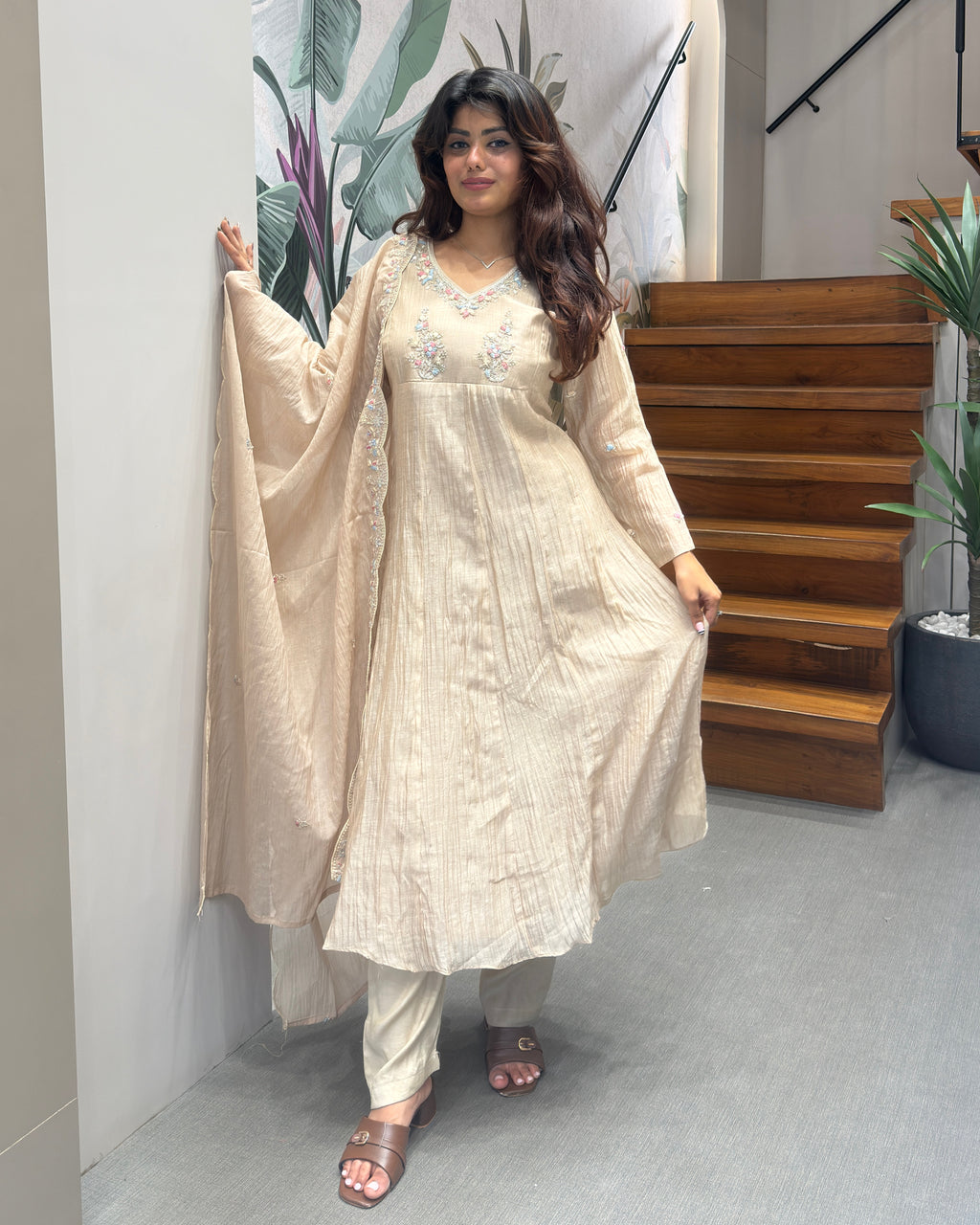 Elegant Full-Length Handworked Kurti Set with Dupatta