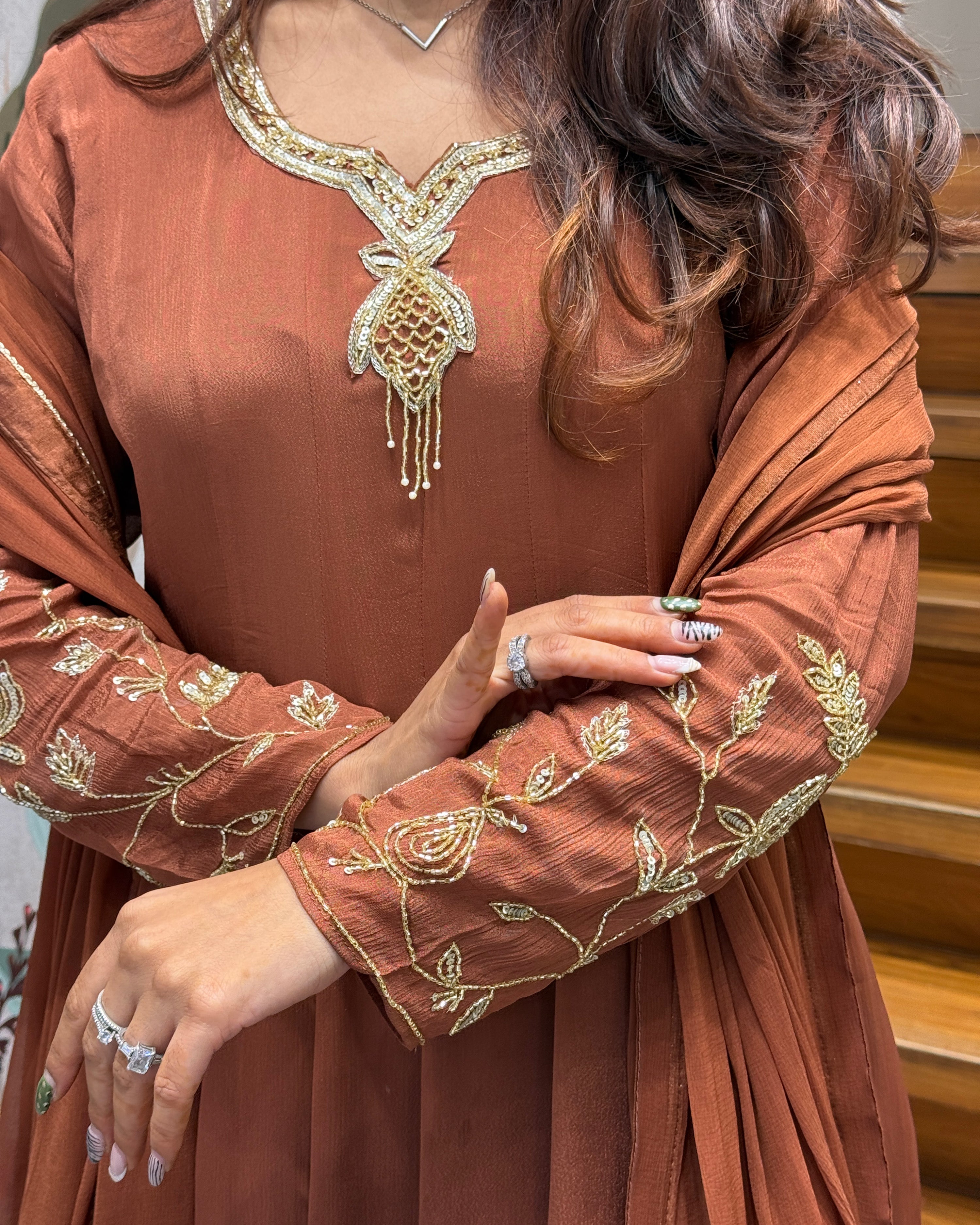 Elegant Three Piece Anarkali Suit Set with Dupatta