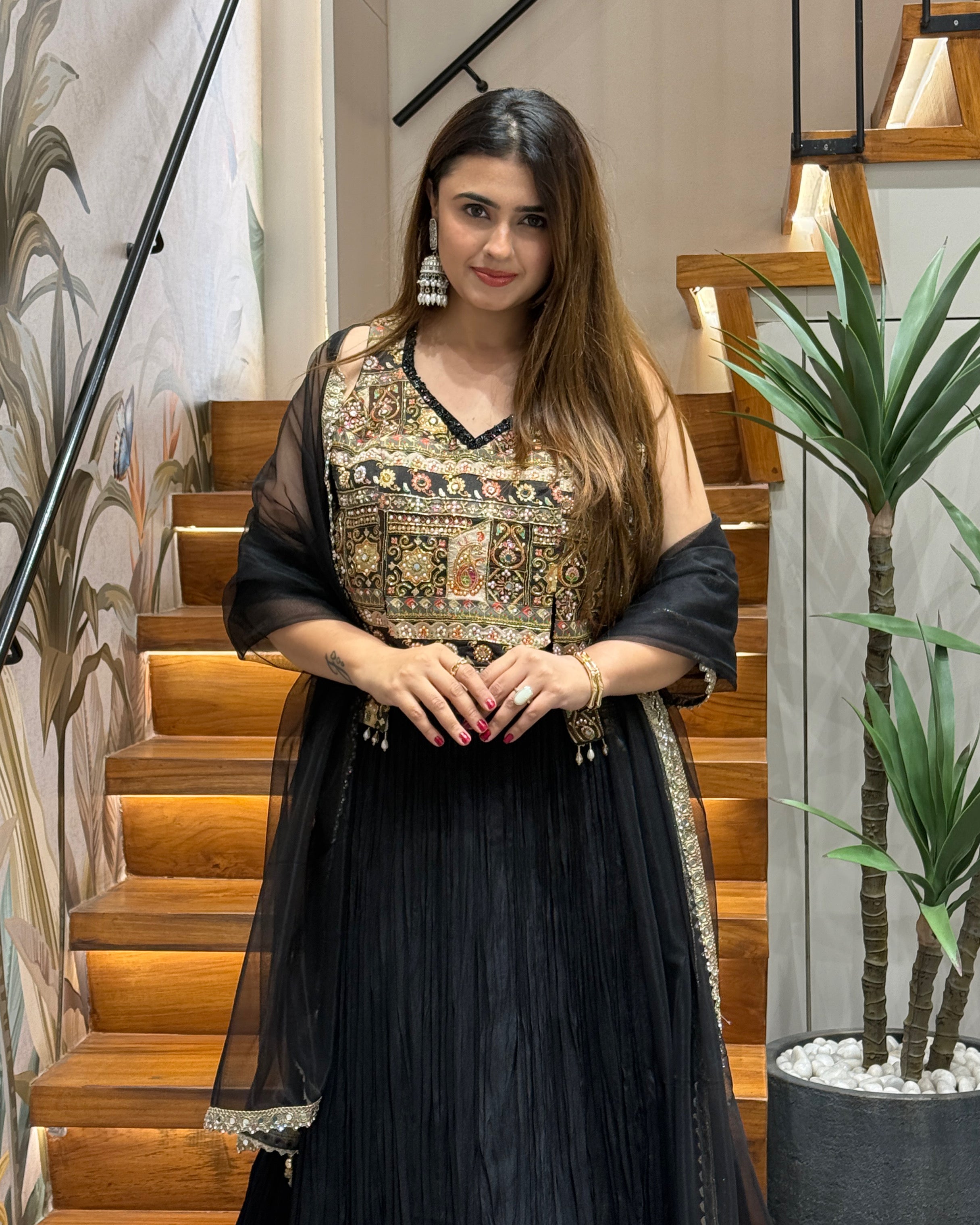 Royal Handworked Chaniya Blouse Set with Dupatta