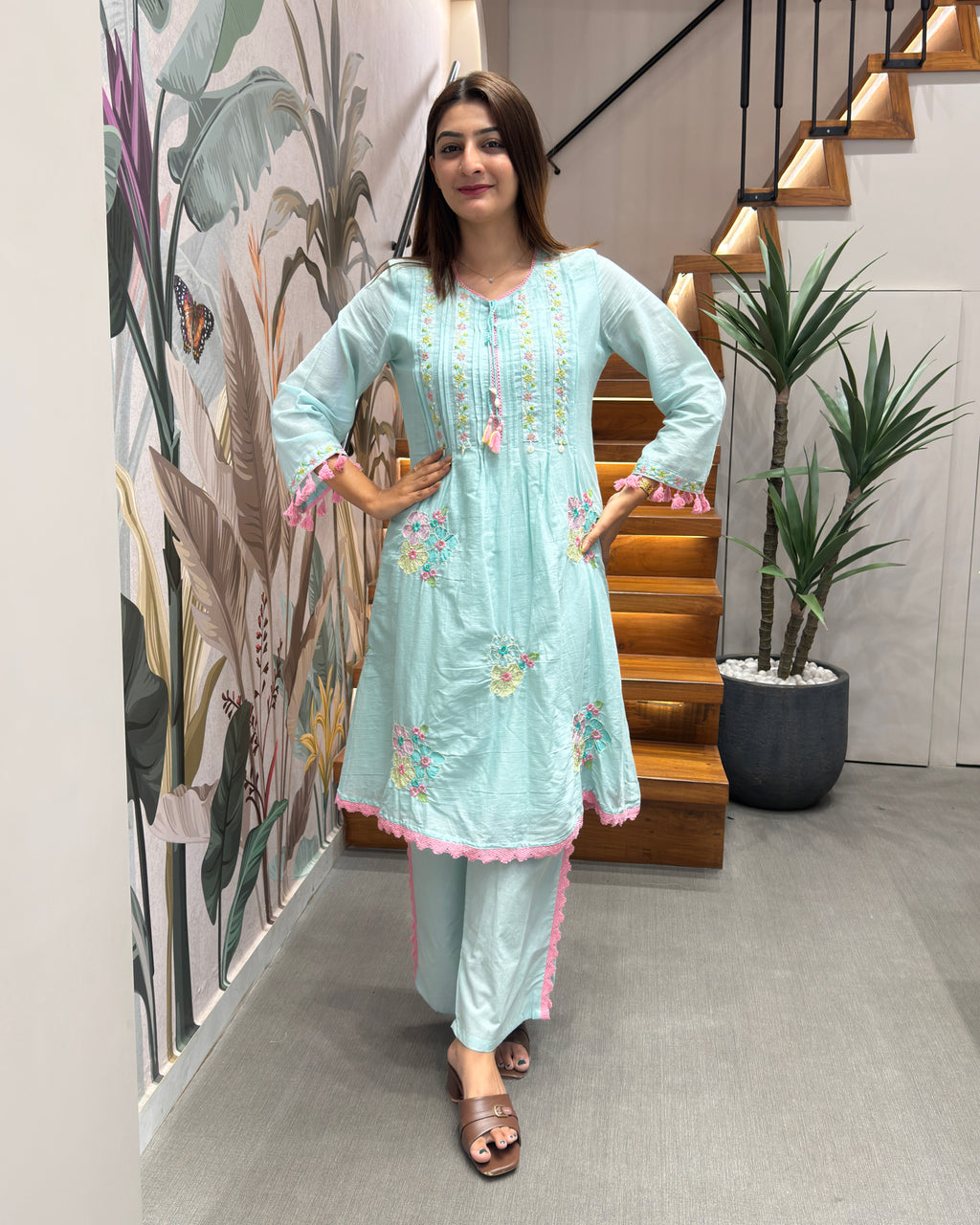 Elegant Floral Threadwork Kurti Set