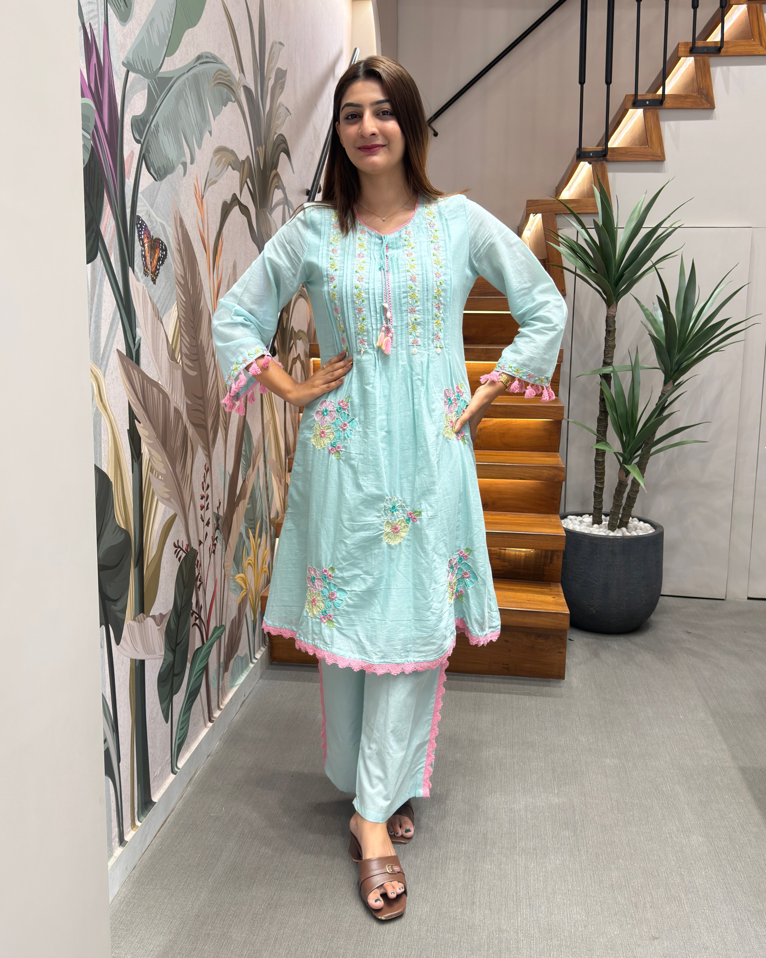Elegant Floral Threadwork Kurti Set