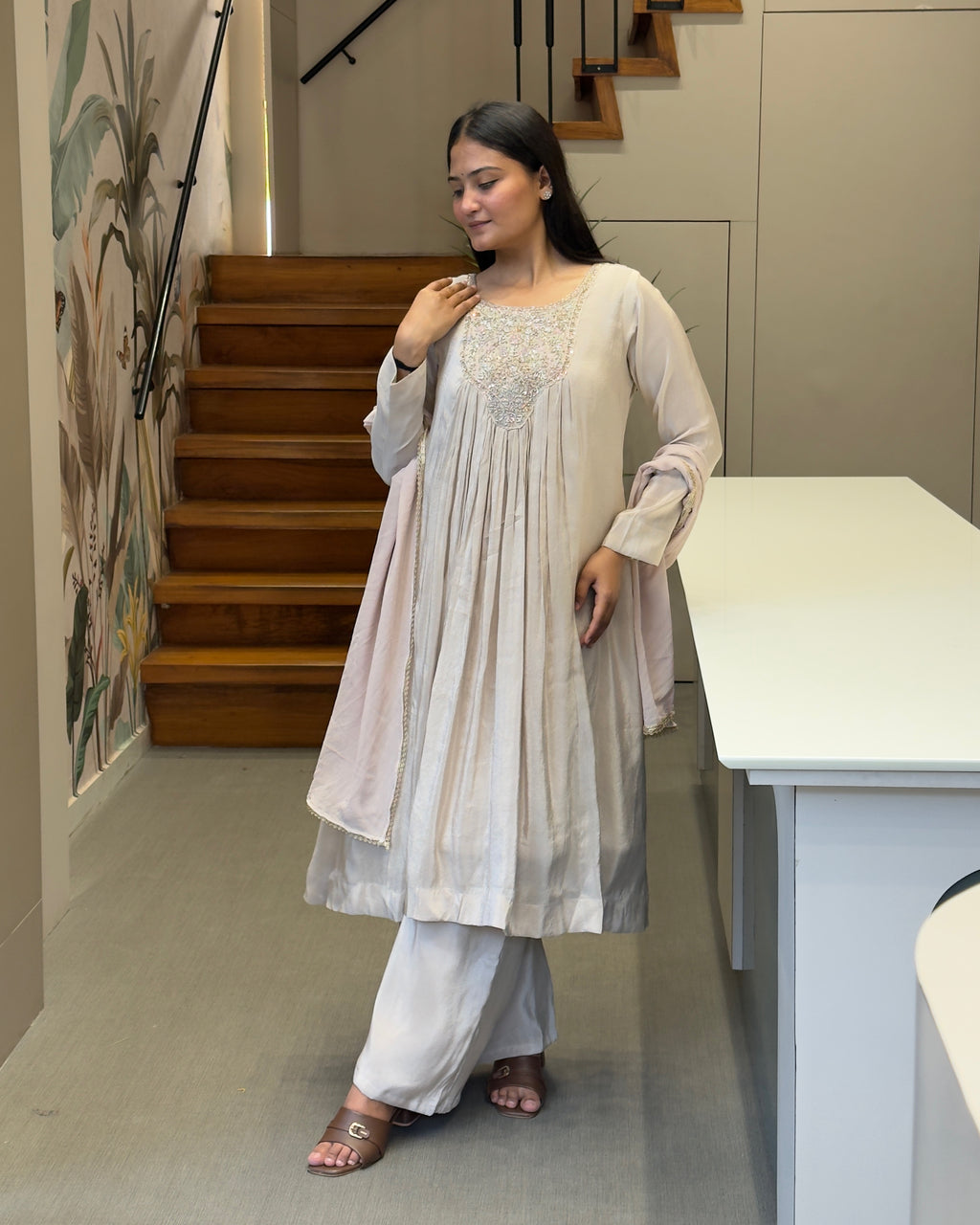 Elegant Pearl White Handwork Three Piece Suit Set