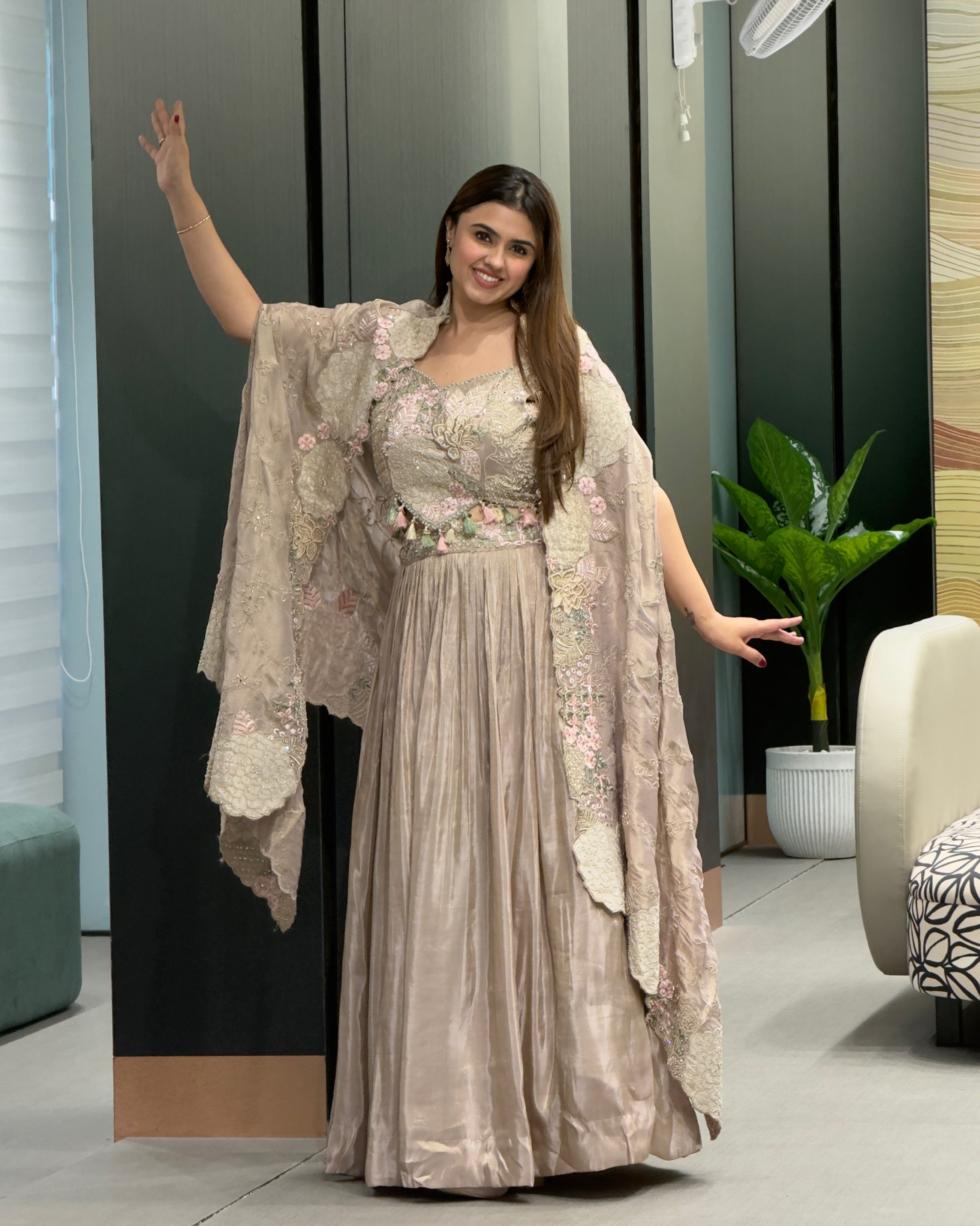 Elegant Heavy Handworked Inner, Coti & Lehenga Set with Dupatta