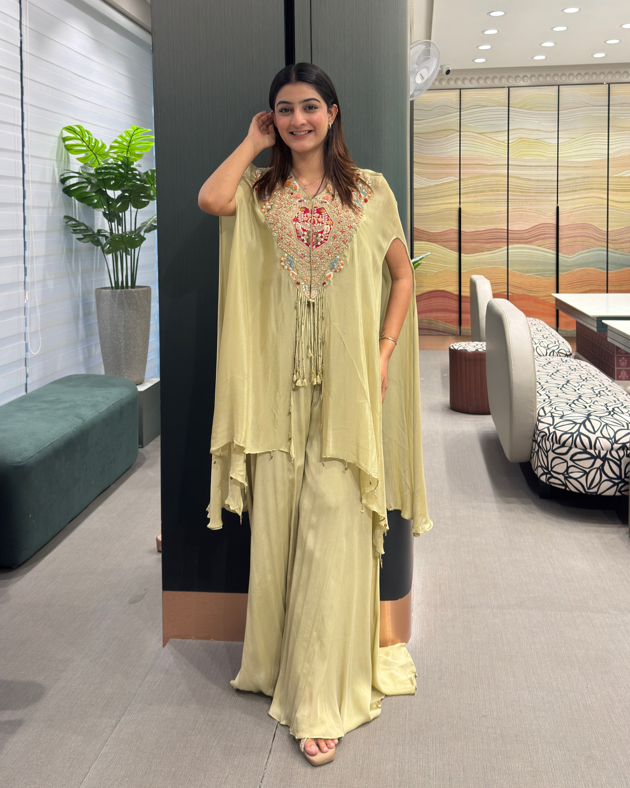 Sage Luxe Cape Western