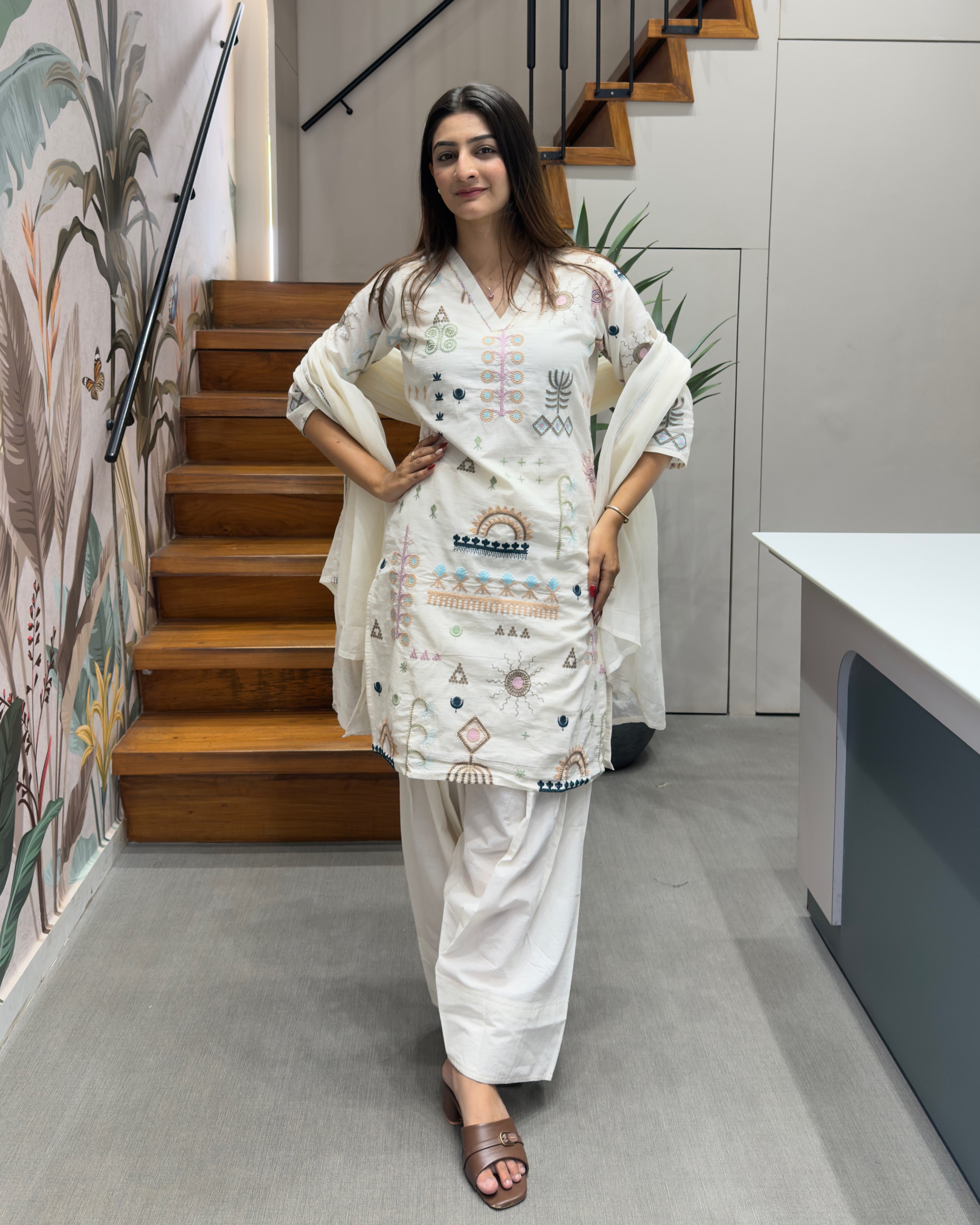Elegant Thread Work Kurti Palazzo Set with Dupatta