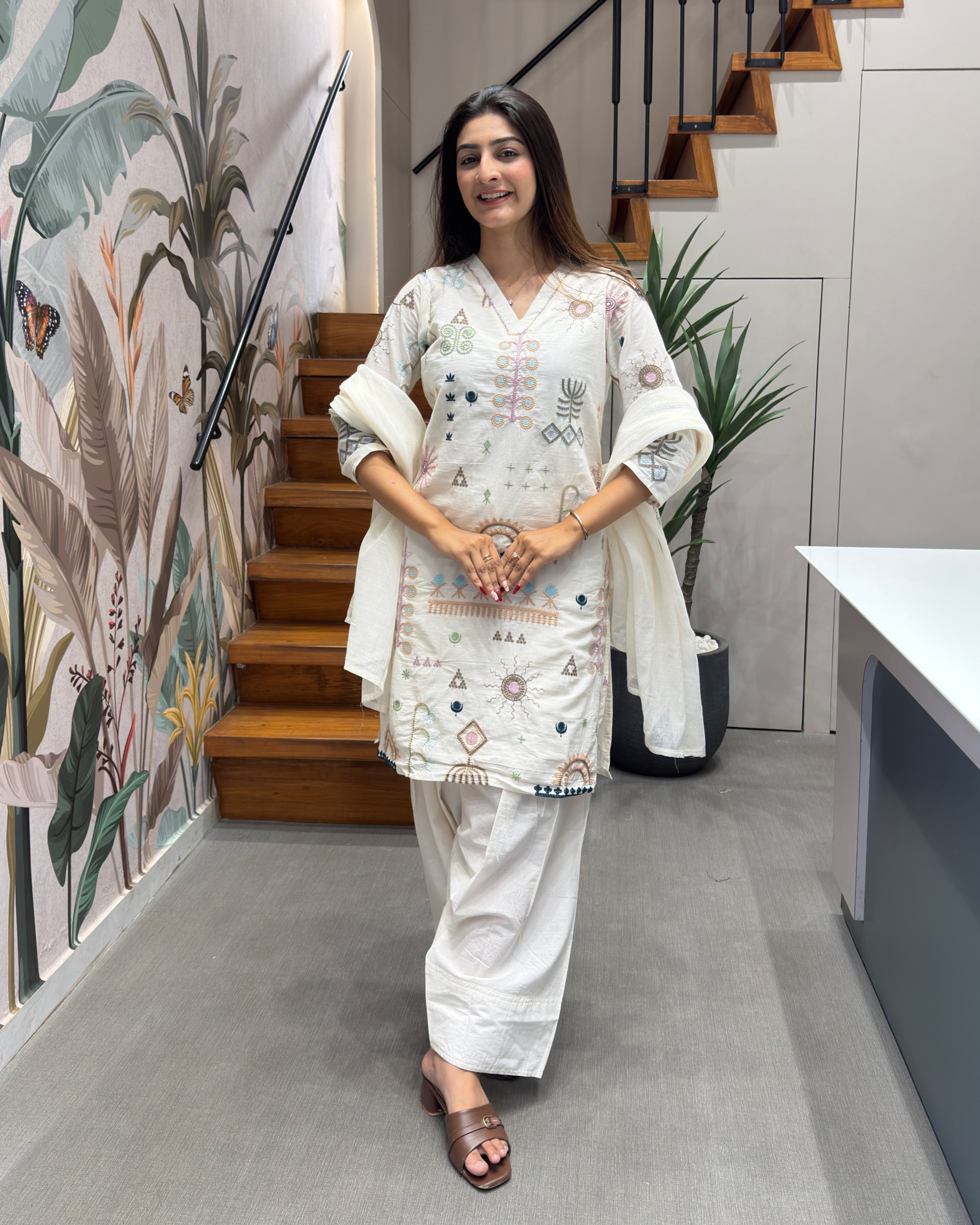 Elegant Thread Work Kurti Palazzo Set with Dupatta