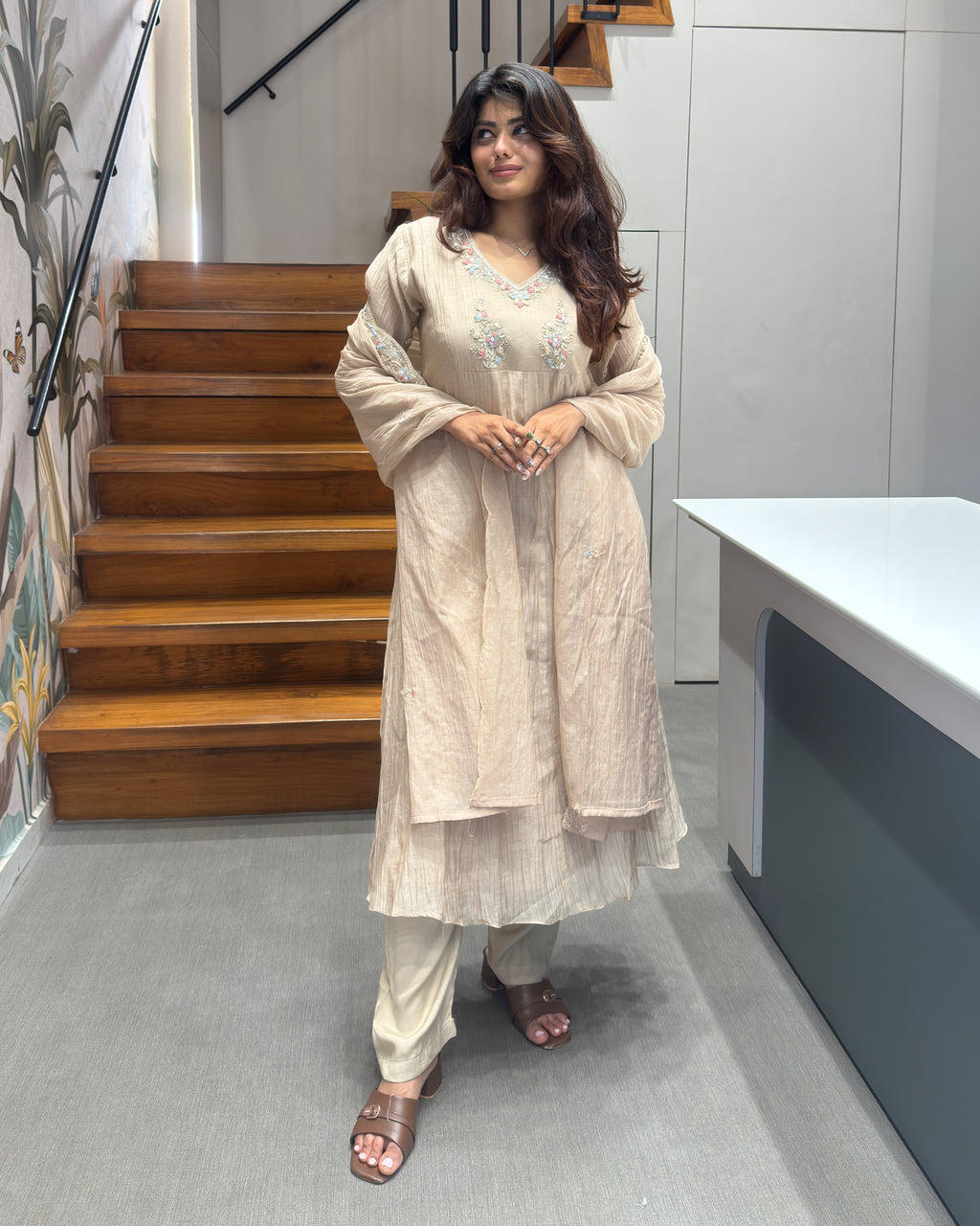 Elegant Full-Length Handworked Kurti Set with Dupatta