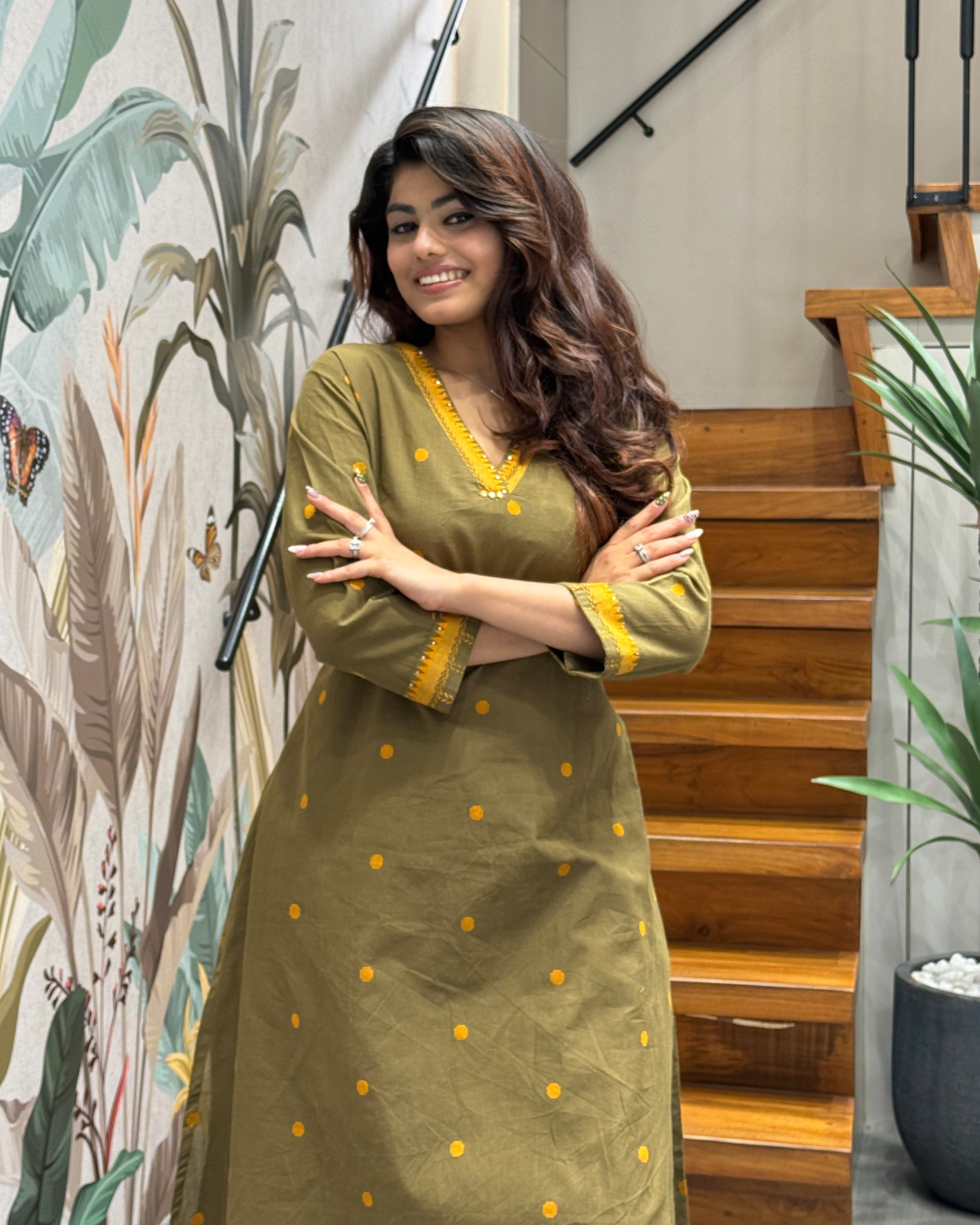 Elegant A-Line Thread Work Kurti Set